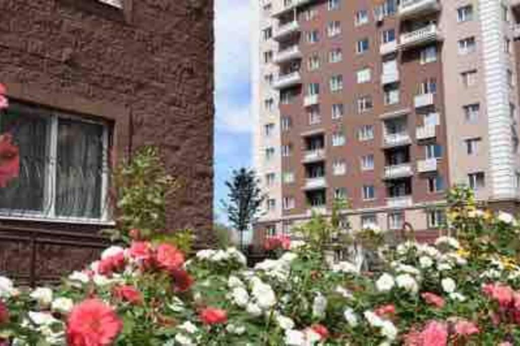Уютная Квартира В Центре Возле Адк Almaty Exterior photo